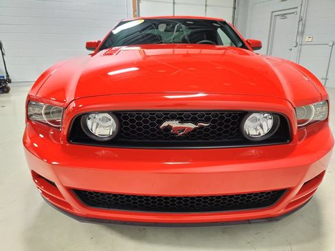 Used 2014 Ford Mustang GT Premium RWD image 3