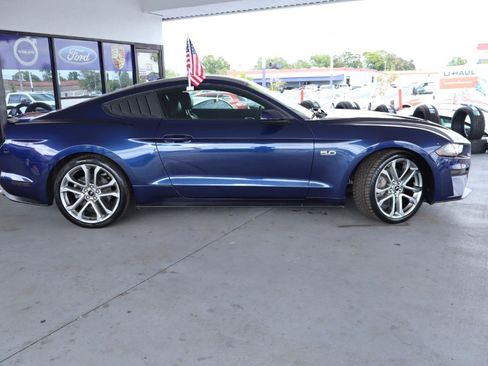 Used 2018 Ford Mustang GT Premium w/ Equipment Group 401A RWD image 6
