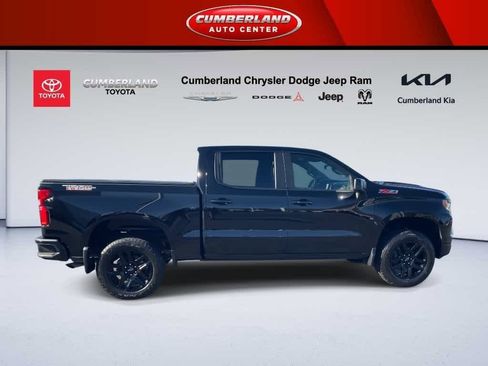 Used 2022 Chevrolet Silverado 1500 LT Trail Boss image 9