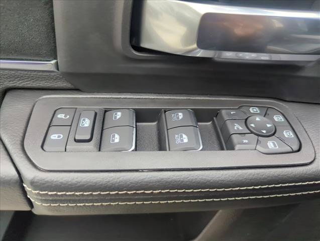 New 2026 RAM 2500 Laramie AWD/4WD image 18