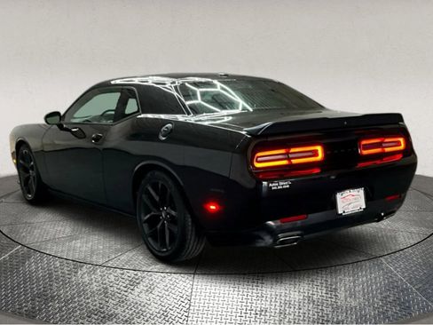 Used 2021 Dodge Challenger GT w/ Blacktop Package image 5