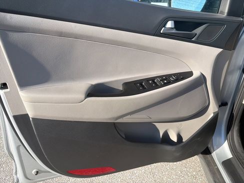 Used 2017 Hyundai Tucson Sport w/ Cargo Package image 19