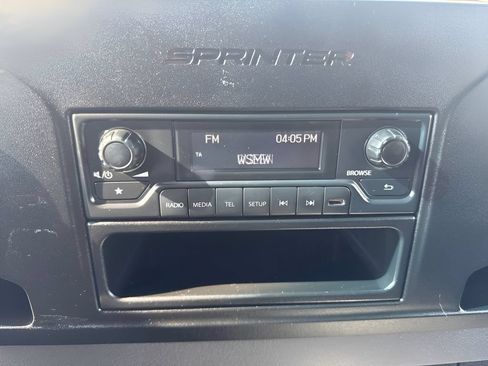 Used 2025 Mercedes-Benz Sprinter 2500 image 13