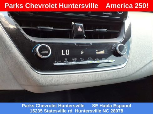 Used 2021 Toyota Corolla LE FWD image 6