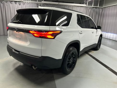 Used 2023 Chevrolet Traverse LS w/ Midnight/Sport Edition image 7