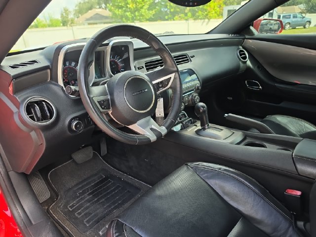 Used 2010 Chevrolet Camaro LT w/ White Stripe Package RWD image 11