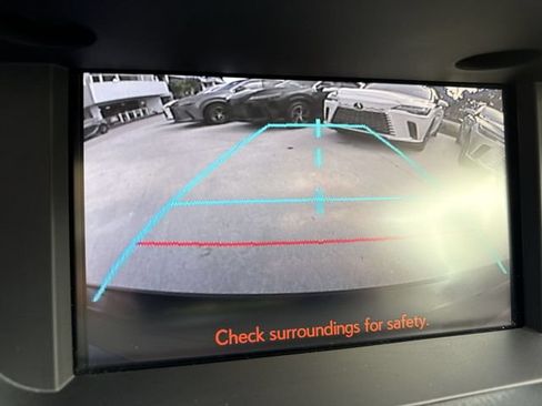 Used 2014 Lexus ES 350 w/ Luxury Package FWD image 17