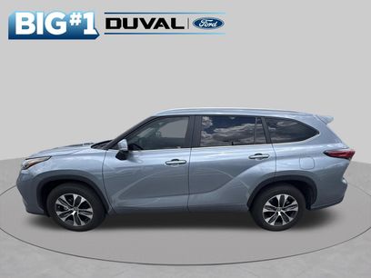 Used 2023 Toyota Highlander XLE
