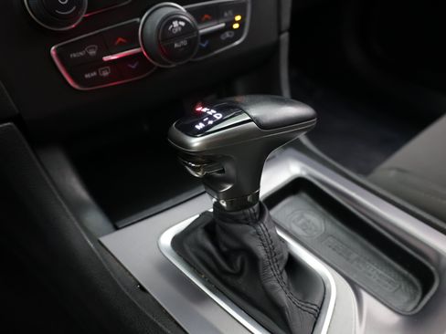 Used 2019 Dodge Charger GT RWD image 18