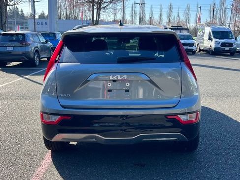 Certified 2025 Kia Niro Wind w/ Wind Preserve Package image 10