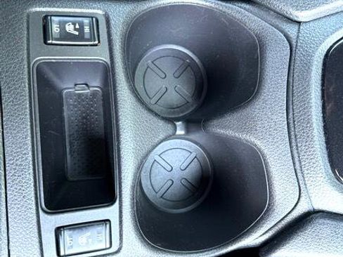 Used 2020 Nissan Rogue SV image 31