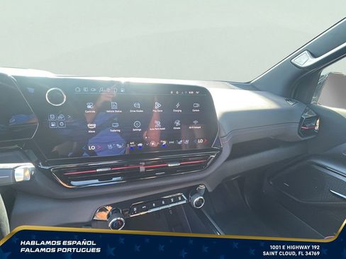 Certified 2025 Chevrolet Silverado EV RST AWD/4WD image 20
