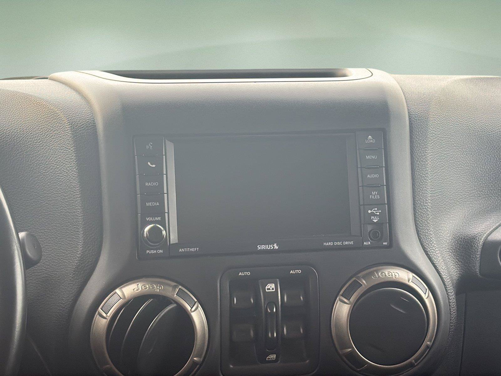 Used 2018 Jeep Wrangler Unlimited Sport AWD/4WD image 15
