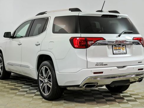 Used 2018 GMC Acadia Denali w/ Technology Package AWD/4WD image 6