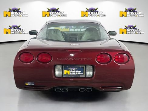 Used 2003 Chevrolet Corvette Coupe w/ Preferred Equipment Group RWD image 6