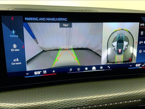 Used 2025 BMW M440i RWD image 17
