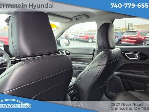 Used 2022 Jeep Compass Trailhawk image 22