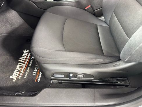 Used 2024 Chevrolet Malibu LT image 12