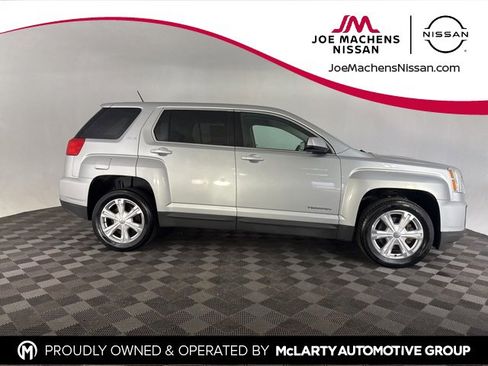 Used 2017 GMC Terrain SLE image 5