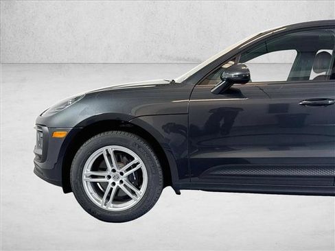 Used 2026 Porsche Macan AWD/4WD image 27