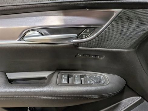 Used 2019 Cadillac XT5 Luxury image 15