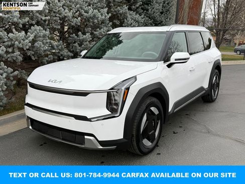 Used 2025 Kia EV9 Wind image 3