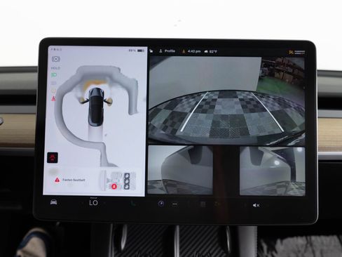 Used 2023 Tesla Model 3 Standard Range RWD image 37