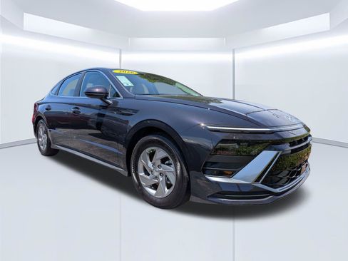 Certified 2026 Hyundai Sonata SE FWD image 1