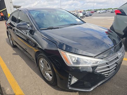 Used 2020 Hyundai Elantra Value Edition FWD image 4