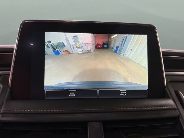 Used 2022 GMC Yukon AT4 AWD/4WD image 18