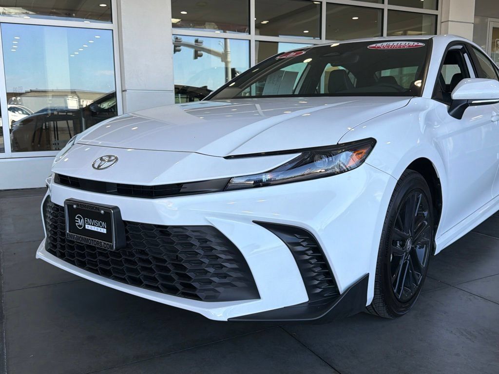 Certified 2026 Toyota Camry SE w/ Convenience Package FWD image 3