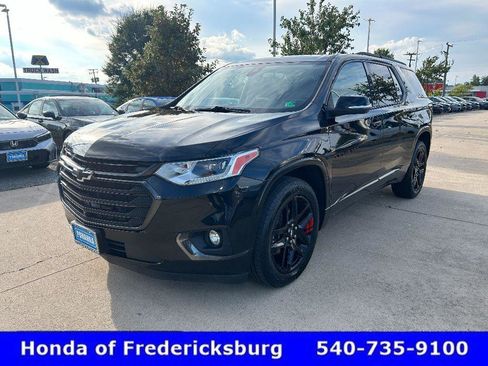Used 2021 Chevrolet Traverse Premier w/ Redline Edition image 1