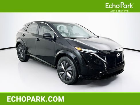 Used 2023 Nissan Ariya FWD image 1