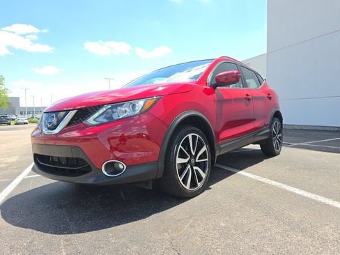 Used 2018 Nissan Rogue Sport SL w/ SL Premium Package AWD/4WD image 4