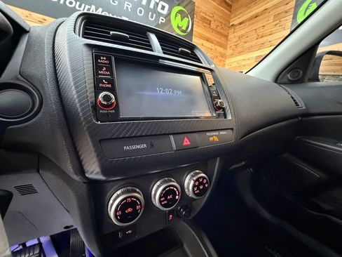 Used 2021 Mitsubishi Outlander Sport AWD image 18