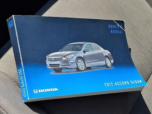 Used 2012 Honda Accord LX image 26