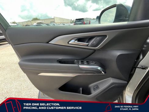 Used 2024 Chevrolet Traverse LT w/ Midnight/Sport Edition FWD image 24