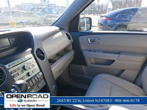 Used 2011 Honda Pilot EX-L image 18