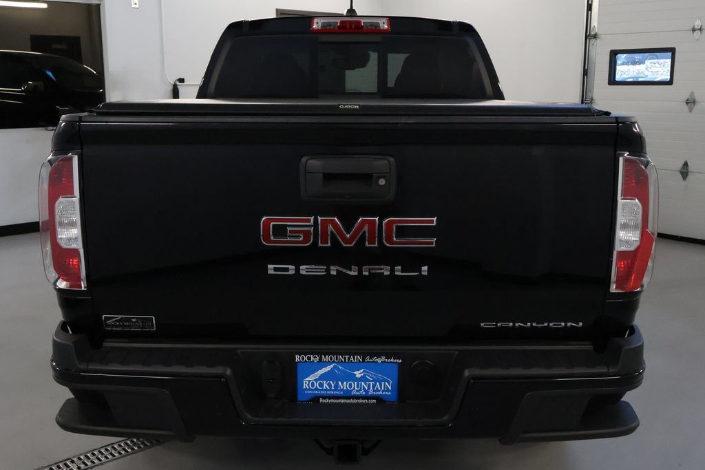 Used 2021 GMC Canyon Denali AWD/4WD image 5