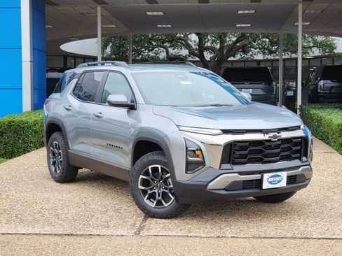 New 2026 Chevrolet Equinox ACTIV FWD image 2