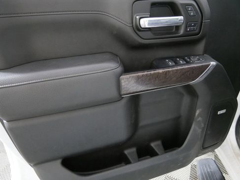 Used 2022 GMC Sierra 3500 Denali w/ Denali Ultimate Package image 14