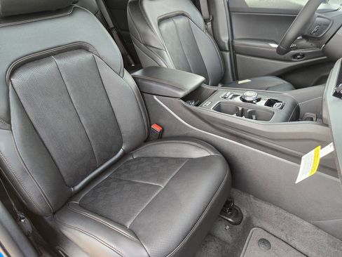 New 2026 Jeep Cherokee Overland AWD/4WD image 9