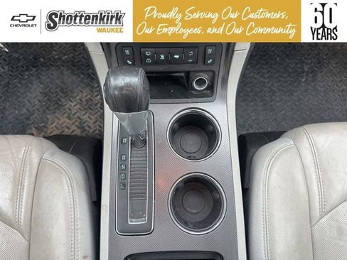 Used 2009 Chevrolet Traverse LTZ image 20