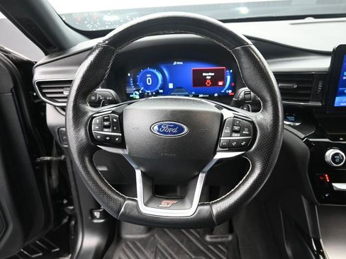Used 2022 Ford Explorer ST AWD/4WD image 17