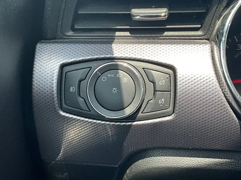 Used 2015 Ford Mustang GT RWD image 12