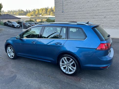 Used 2017 Volkswagen Golf SEL FWD image 7