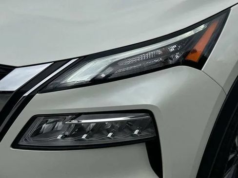 Used 2023 Nissan Rogue SV AWD/4WD image 11