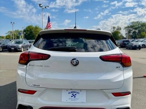 Certified 2023 Buick Encore GX Select w/ Sport Touring Package FWD image 4