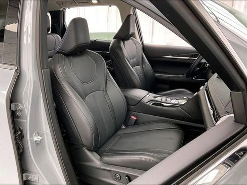 Certified 2025 INFINITI QX60 Sensory w/ Cargo Package image 7