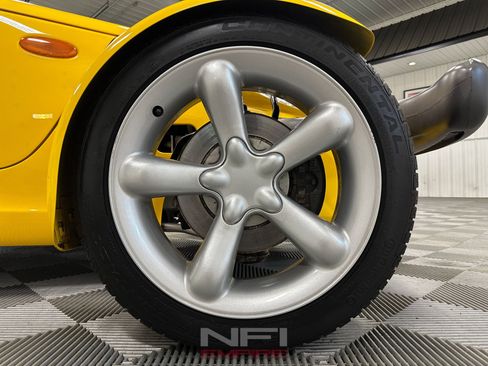 Used 1999 Plymouth Prowler RWD image 25